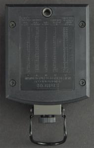 Vue arrire de la Konustar-10 avec la table des mesures d'angle